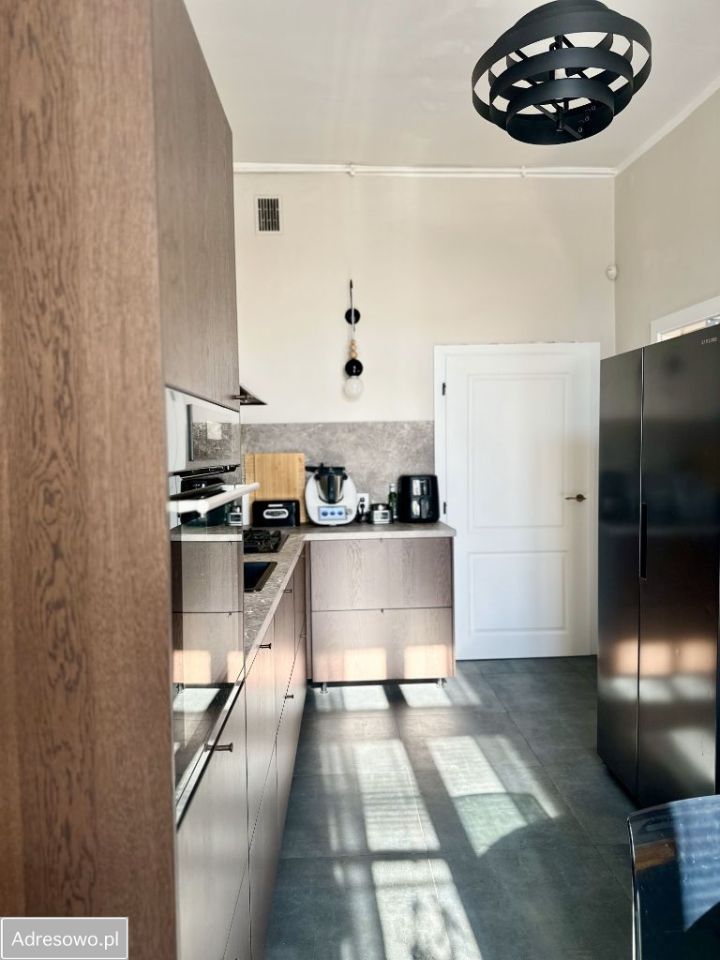 Mieszkanie 4-pokojowe Jelenia Góra Centrum, ul. 1 Maja. Zdjęcie 3