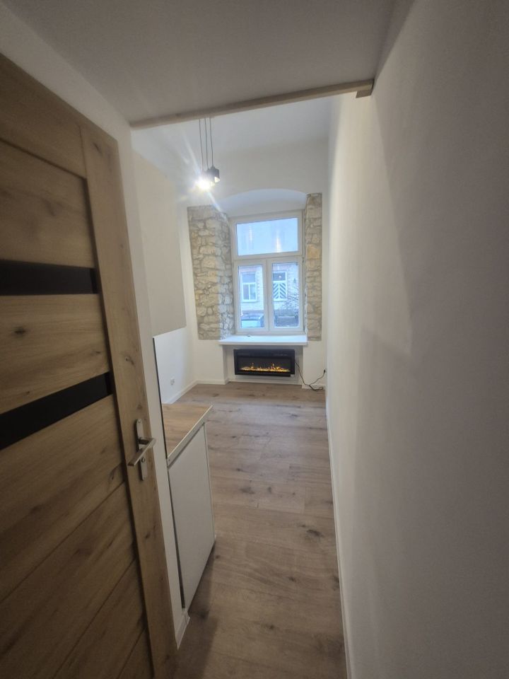 Mieszkanie 1-pokojowe Częstochowa Centrum, al. Aleja Najświętszej Maryi Panny. Zdjęcie 4