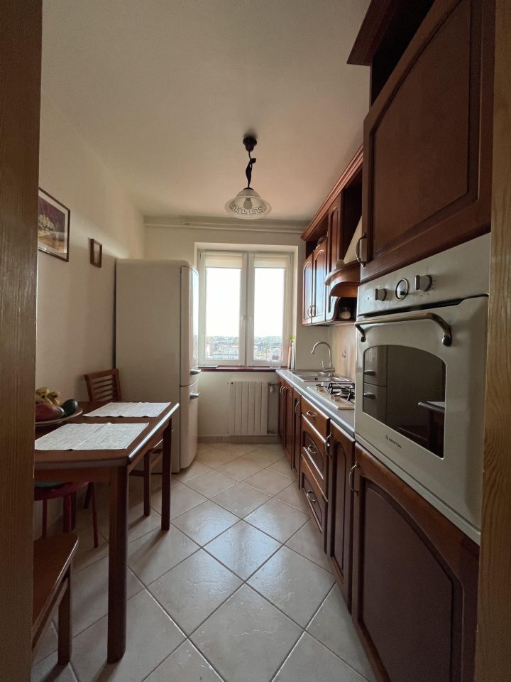 Mieszkanie 3-pokojowe Skierniewice Centrum, ul. Mikołaja Kopernika. Zdjęcie 15