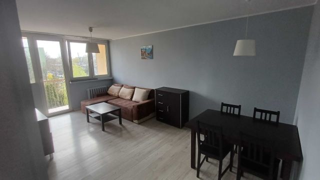 Mieszkanie 2-pokojowe Łódź Dąbrowa, ul. Wincentego Kadłubka. Zdjęcie 1