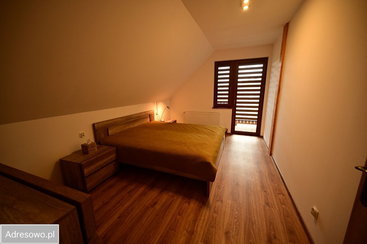 dom wolnostojący, 4 pokoje Zielonka. Zdjęcie 12