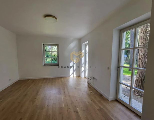 dom wolnostojący, 6 pokoi Konstancin-Jeziorna. Zdjęcie 9