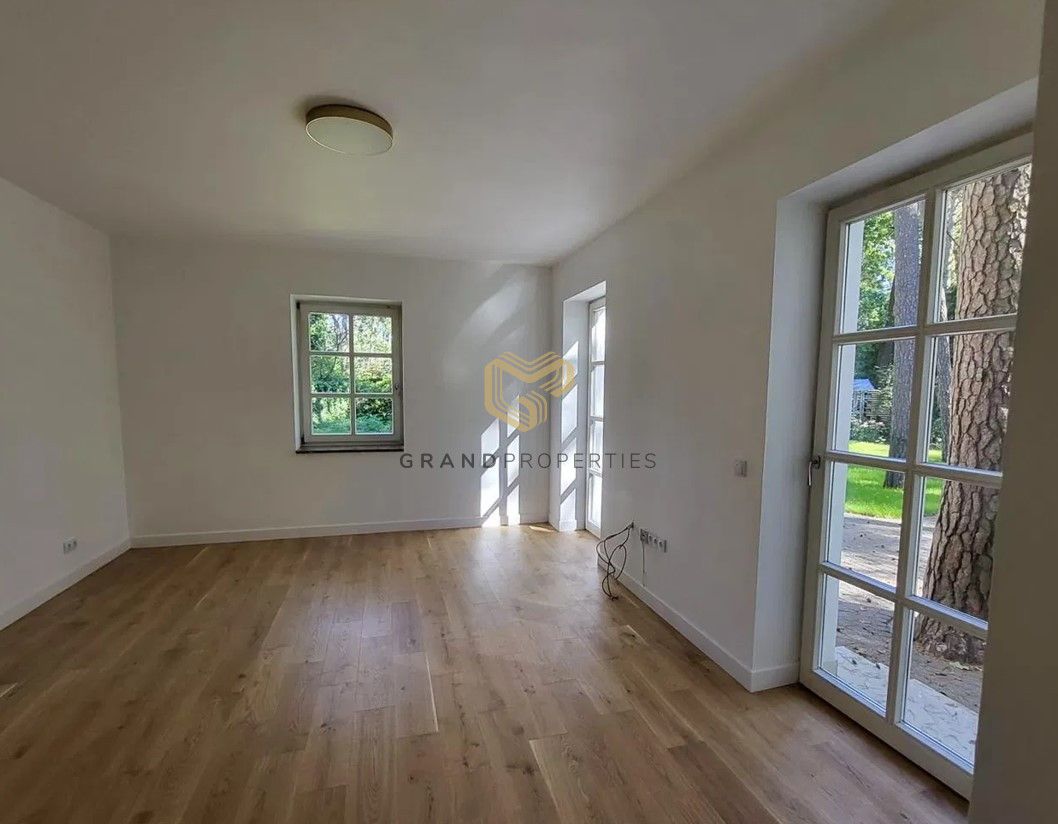 dom wolnostojący, 6 pokoi Konstancin-Jeziorna. Zdjęcie 9