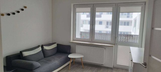 Mieszkanie 2-pokojowe Ząbki, ul. Christiana Andersena. Zdjęcie 1