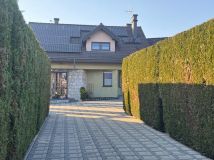 dom wolnostojący, 4 pokoje Bielsko-Biała Lipnik, ul. Władysława Kiernika. Zdjęcie 1