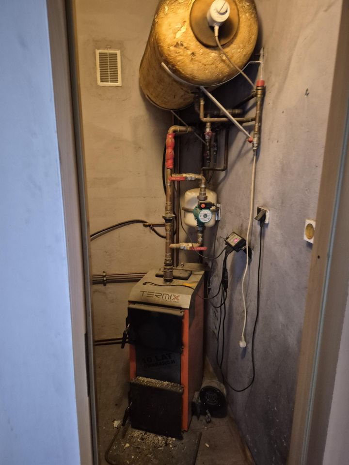 Mieszkanie 5-pokojowe Woskowice Małe, ul. Szkolna. Zdjęcie 3