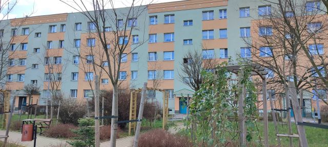 Mieszkanie 2-pokojowe Legnica, ul. Horyzontalna. Zdjęcie 1