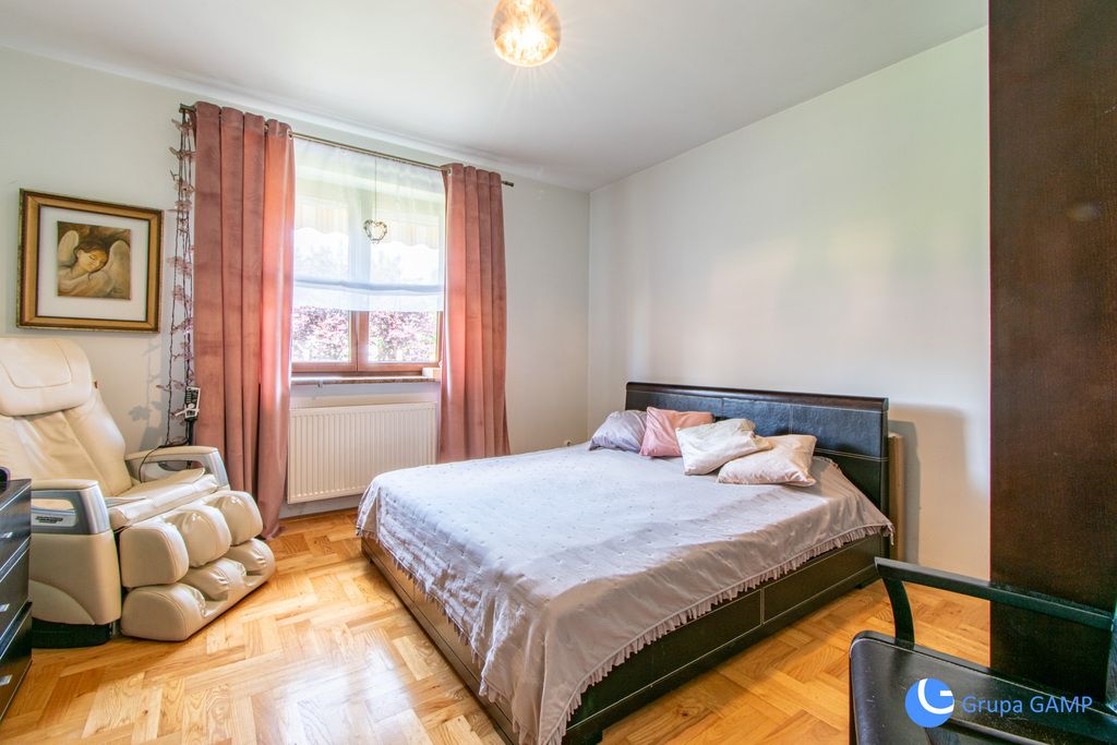 dom wolnostojący, 5 pokoi Kraków Dębniki, ul. por. Emira. Zdjęcie 6