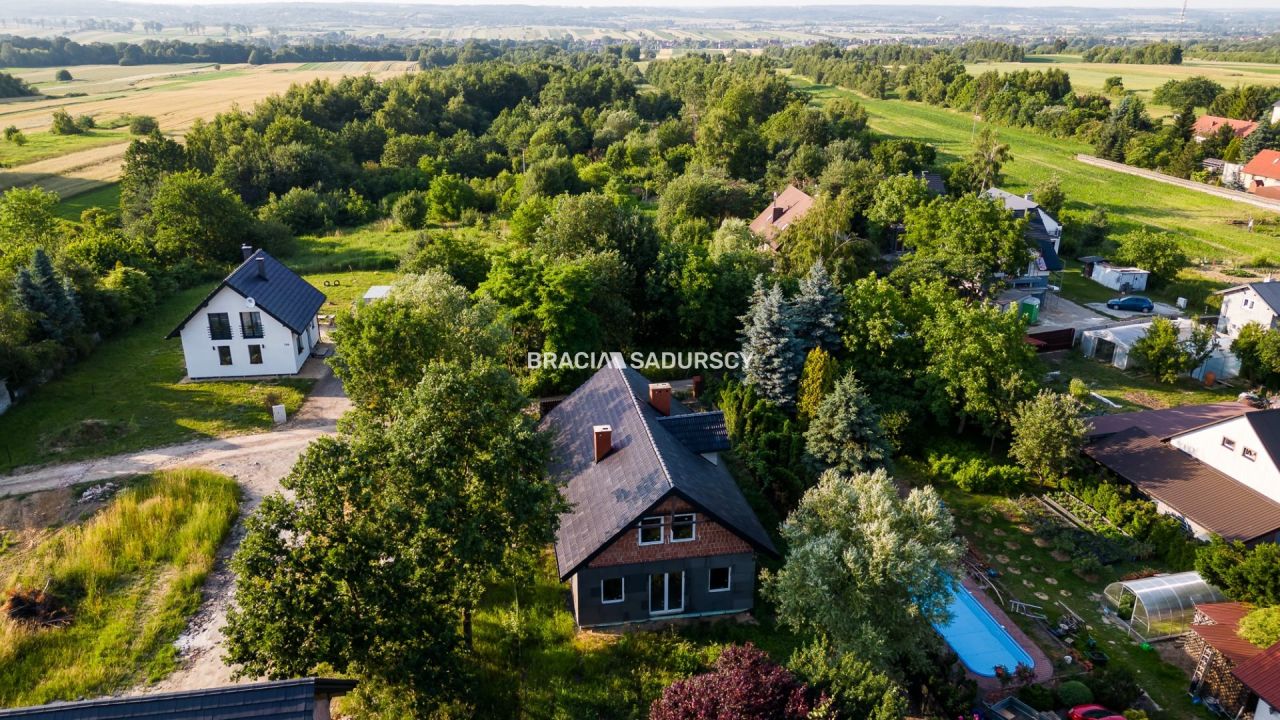 dom wolnostojący, 5 pokoi Kaszów. Zdjęcie 9