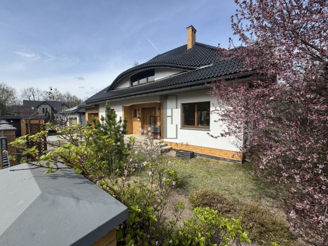 dom wolnostojący, 6 pokoi Komorów, ul. Polna. Zdjęcie 2