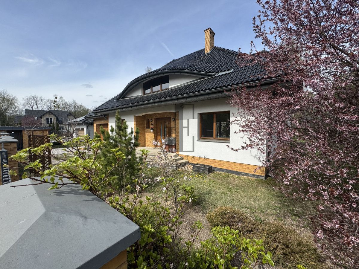 dom wolnostojący, 6 pokoi Komorów, ul. Polna. Zdjęcie 2