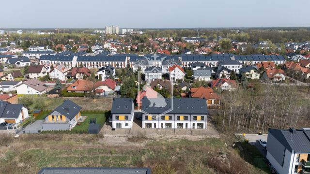 dom szeregowy, 4 pokoje Marki, ul. Wilcza. Zdjęcie 16