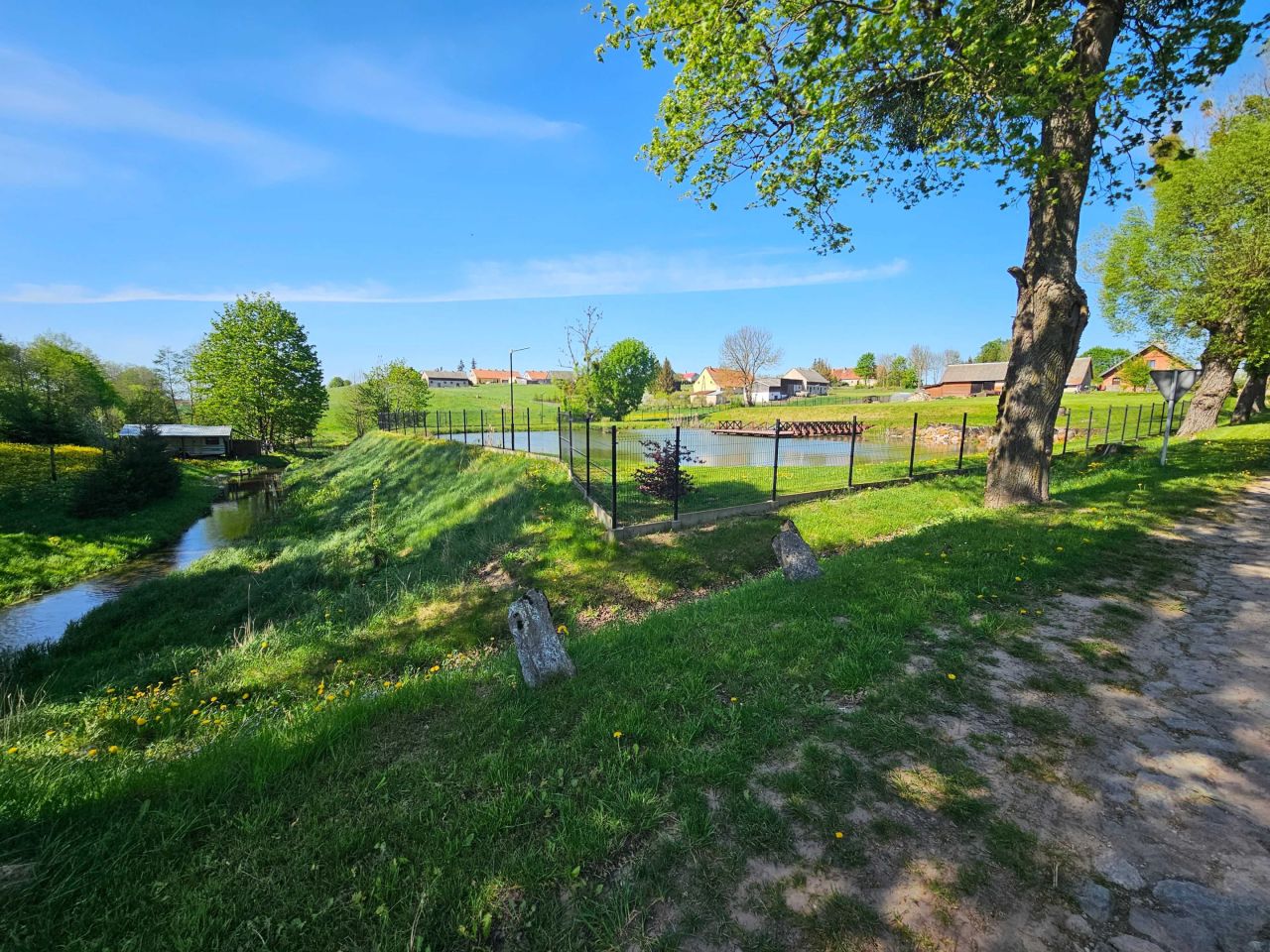 gospodarstwo, 5 pokoi Leginy. Zdjęcie 3