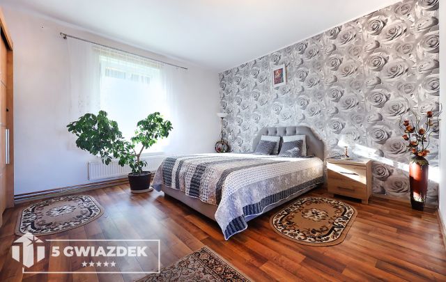dom wolnostojący, 5 pokoi Marcelin. Zdjęcie 8