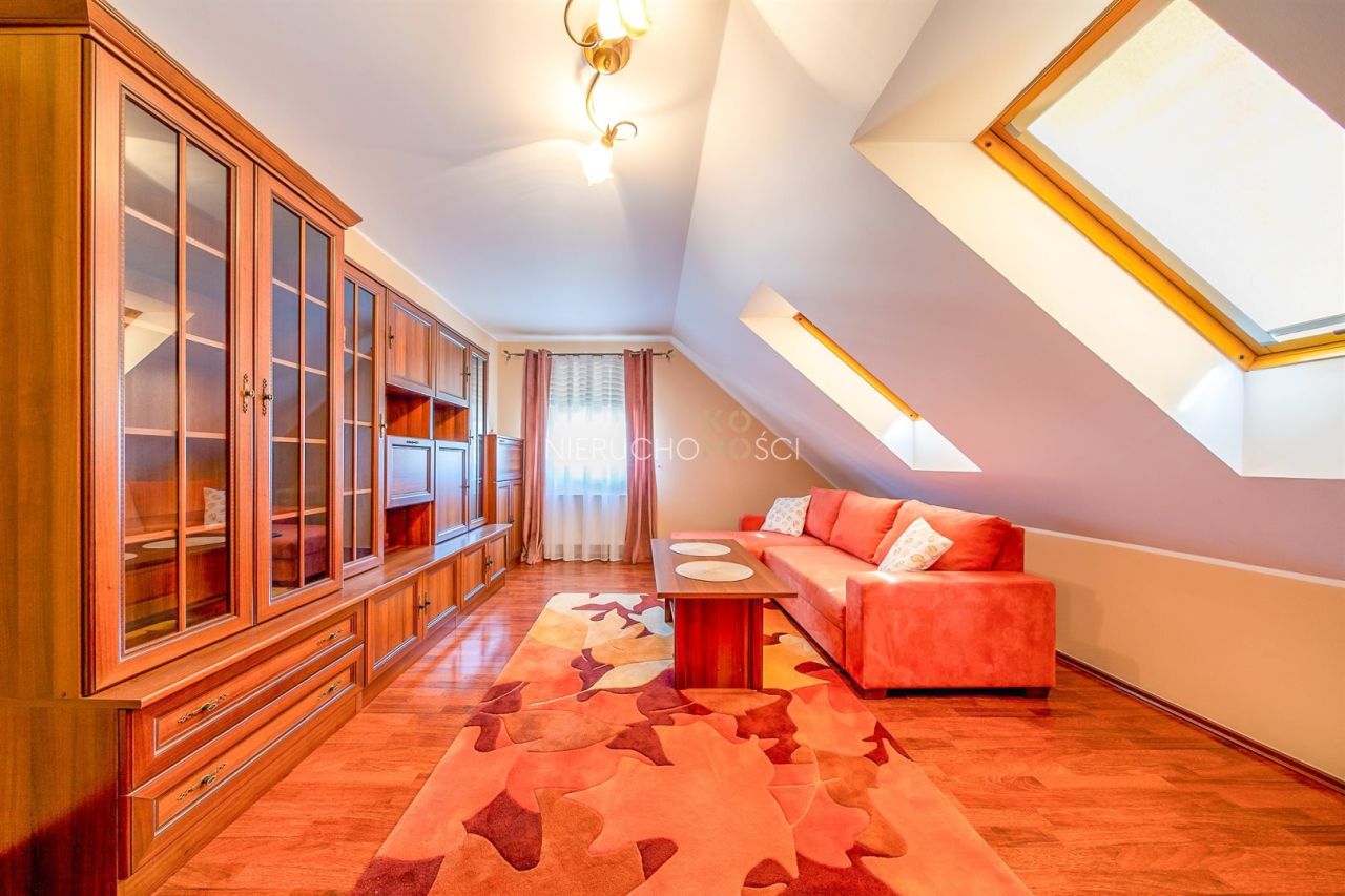 dom wolnostojący, 7 pokoi Brzeg Dolny. Zdjęcie 18