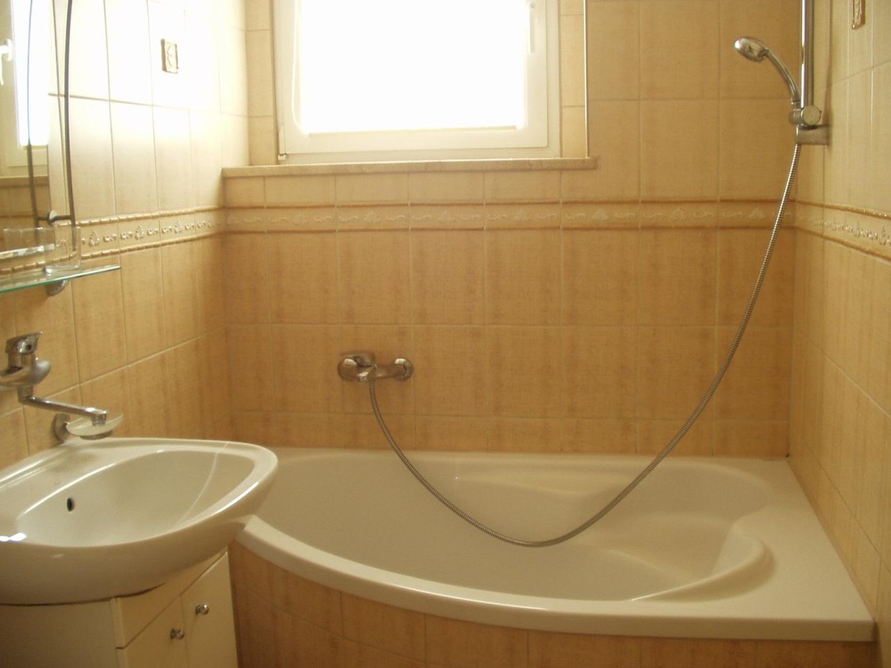 dom wolnostojący, 8 pokoi Wrocław Krzyki, ul. Radarowa. Zdjęcie 7