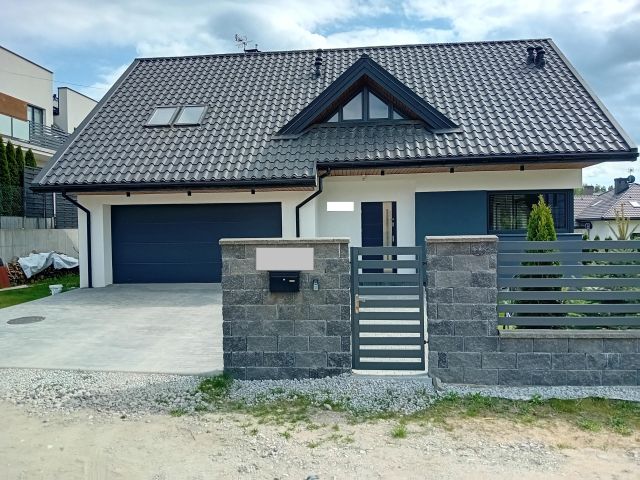 dom wolnostojący, 4 pokoje Klepacze, ul. Pogodna. Zdjęcie 1