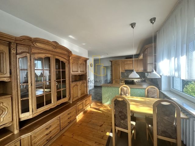 bliźniak, 7 pokoi Wrocław. Zdjęcie 11