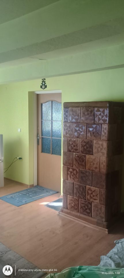 dom wolnostojący, 2 pokoje Łopuszka Mała Górka. Zdjęcie 2