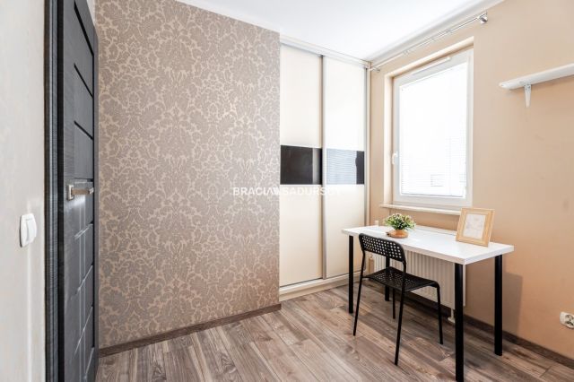 Mieszkanie 3-pokojowe Kraków Prądnik Biały, al. 29 Listopada. Zdjęcie 12