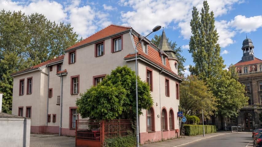 Lokal Chorzów, pl. Ludwika Waryńskiego. Zdjęcie 4