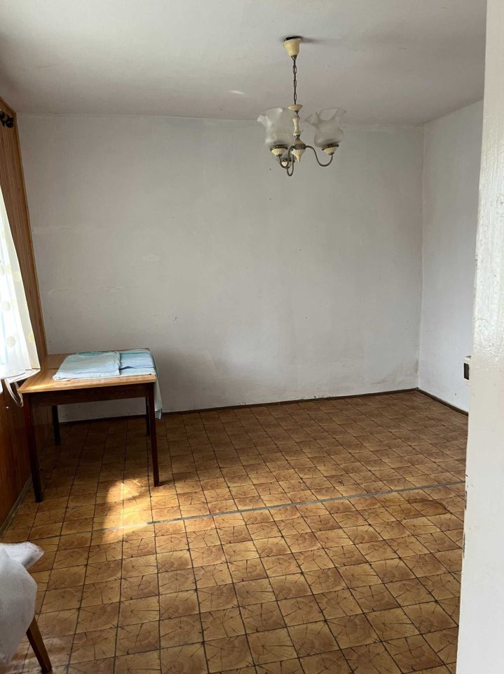 dom wolnostojący Głowienka, ul. o. Anzelma Kubita. Zdjęcie 7