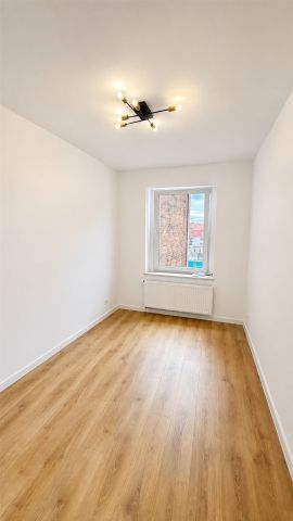 Mieszkanie 3-pokojowe Chorzów, ul. Wolności. Zdjęcie 12