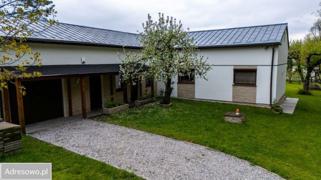 dom wolnostojący, 4 pokoje Łódź Łagiewniki, ul. Pszczelna. Zdjęcie 1