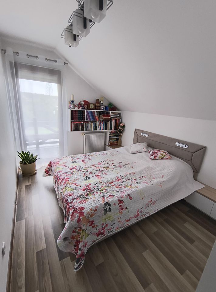 dom wolnostojący, 4 pokoje Piotrków Trybunalski Wierzeje, ul. Gołębia. Zdjęcie 17