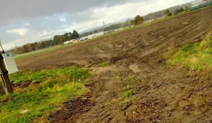 Działka budowlana Zelewo