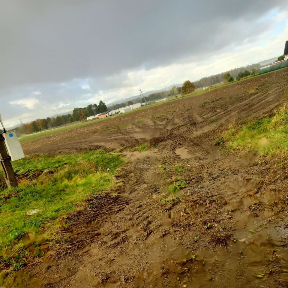 Działka budowlana Zelewo