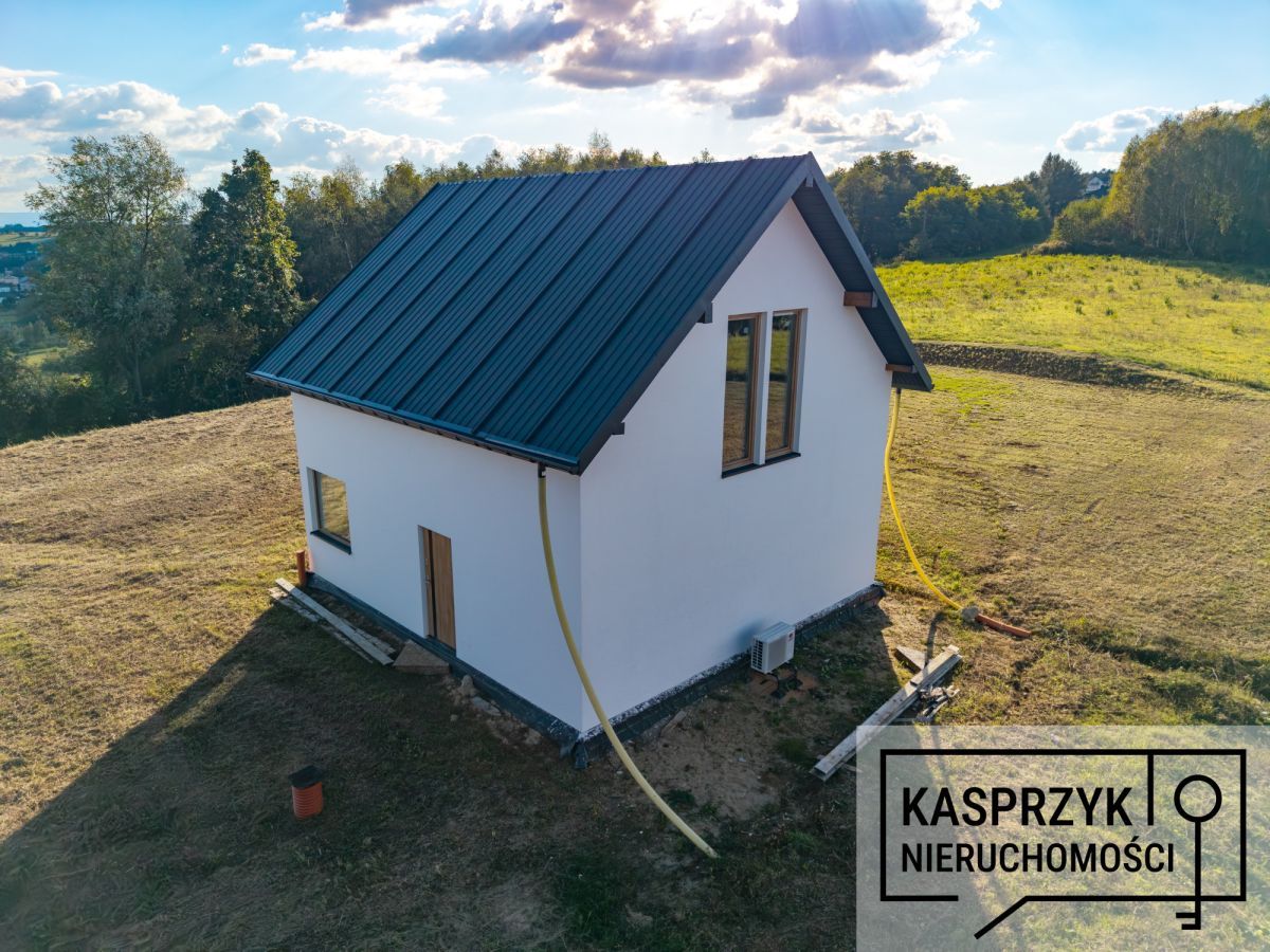 dom wolnostojący, 4 pokoje Ujazd. Zdjęcie 3