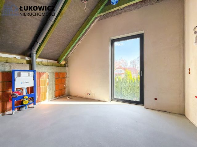 dom wolnostojący, 5 pokoi Kaniów. Zdjęcie 10