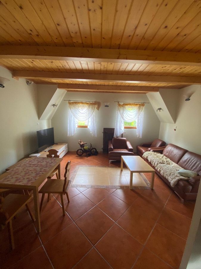 dom wolnostojący, 4 pokoje Mutne. Zdjęcie 21