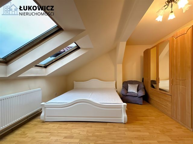Mieszkanie 5-pokojowe Bielsko-Biała Komorowice Krakowskie. Zdjęcie 1