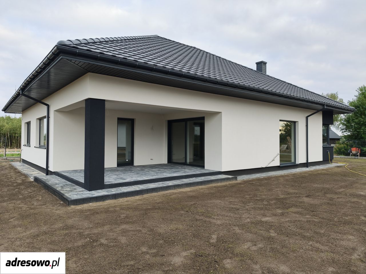 dom wolnostojący, 4 pokoje Walendów. Zdjęcie 1