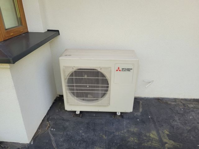 dom wolnostojący, 5 pokoi Złotokłos. Zdjęcie 36