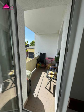 Mieszkanie 4-pokojowe Konin, ul. Kolejowa. Zdjęcie 13