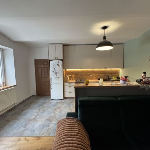 dom wolnostojący, 10 pokoi Czernica. Zdjęcie 26