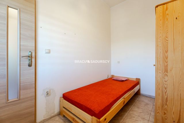 dom wolnostojący, 5 pokoi Łomna. Zdjęcie 34