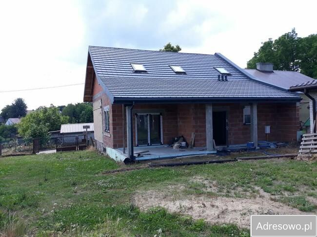 dom wolnostojący, 5 pokoi Pobiedna