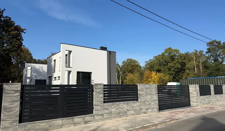 bliźniak, 7 pokoi Warszawa Wawer, ul. Brzoskwiniowa