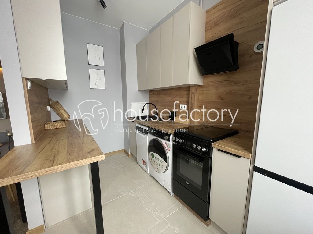 Mieszkanie 1-pokojowe Łódź, al. 1 Maja. Zdjęcie 4