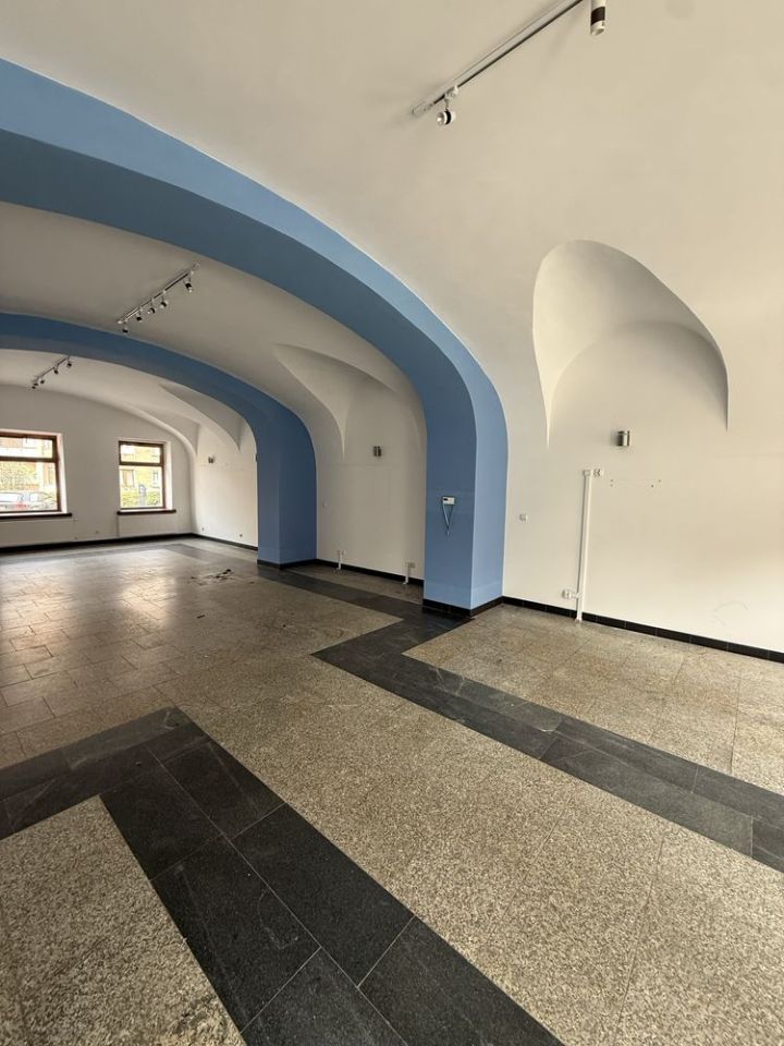 Lokal Bolesławiec, rynek Rynek. Zdjęcie 2