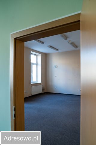 kamienica Piotrków Trybunalski Śródmieście, al. 3 Maja. Zdjęcie 17