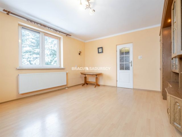 dom wolnostojący, 4 pokoje Pietrzejowice. Zdjęcie 17