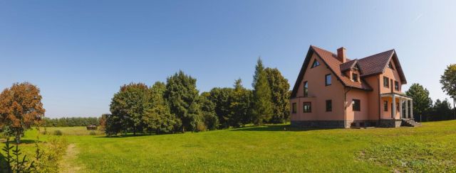 dom wolnostojący, 6 pokoi Czerwony Dwór. Zdjęcie 1