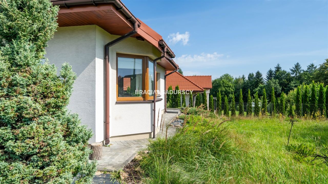 dom wolnostojący, 3 pokoje Łapanów. Zdjęcie 28