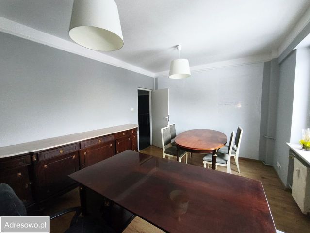 Biuro Warszawa Śródmieście, ul. Franciszka Salezego Jezierskiego. Zdjęcie 1