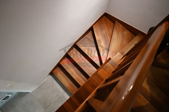 dom wolnostojący, 6 pokoi Chrząstowice. Zdjęcie 21